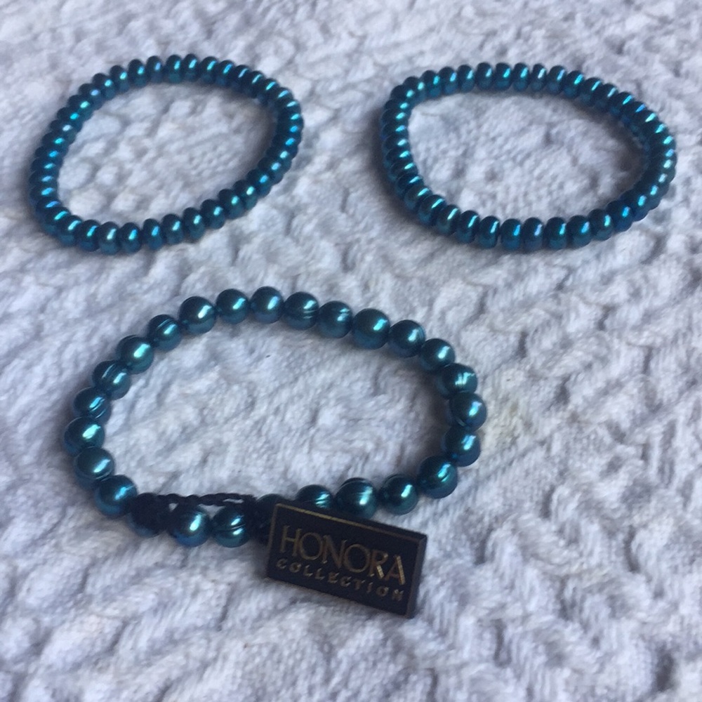 Honora pearl stretch bracelets